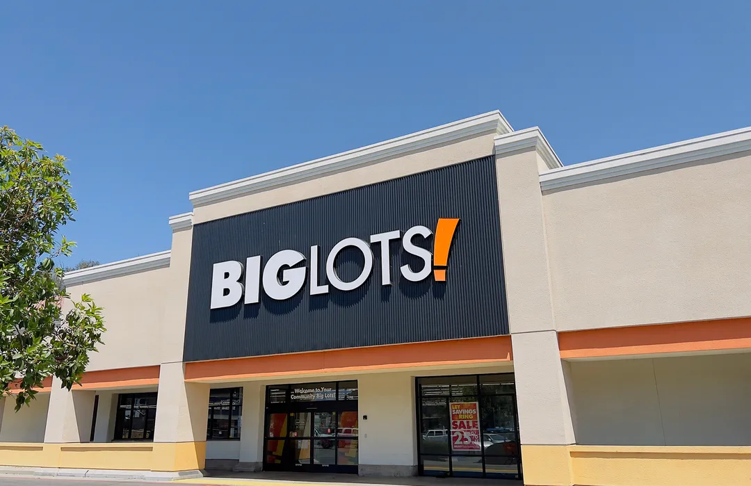 custom channel letters signage